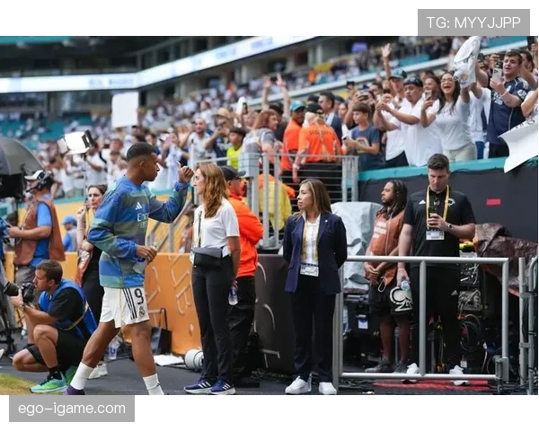 姆巴佩状态回暖再创纪录，闪电冲刺速度引瞩目